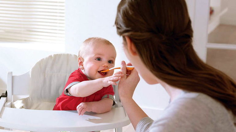 Как правильно кормить ребенка?